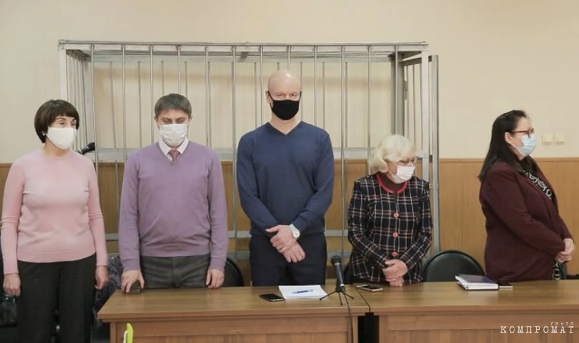 Обвиняемые врачи Ася Серга, Галина Платова и Ирина Батурская (слева направо) в суде