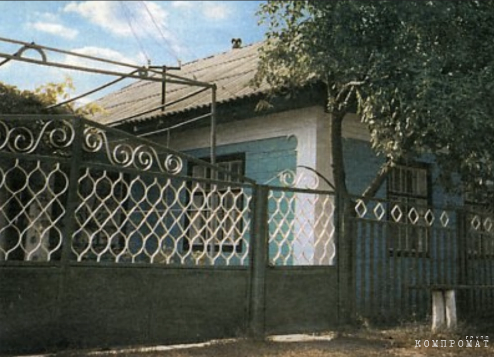 Дом семьи Козаков в селе Бандурово