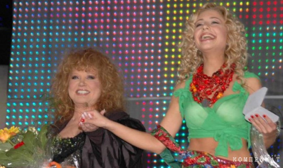 Тина Кароль и Алла Пугачёва в Юрмале на фестивале "Новая волна – 2005"