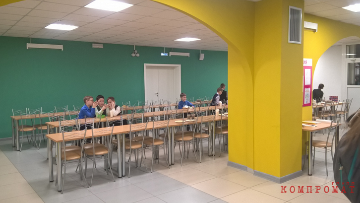 Челябинская область спустила 1,3 миллиарда на «помои для школьников» через «УКП». Бизнес передают фирме директора