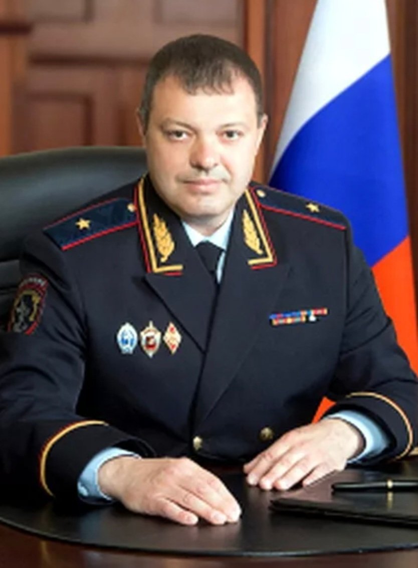 «Играю с Путиным в одной пятёрке, даю ему классные пасы»