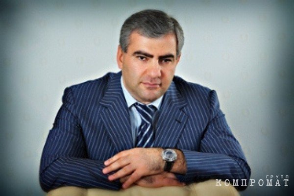 Связи российско-армянских бизнесменов с властями Армении