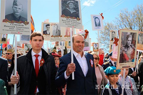 Глава Чувашии Михаил Игнатьев и его сын Иван