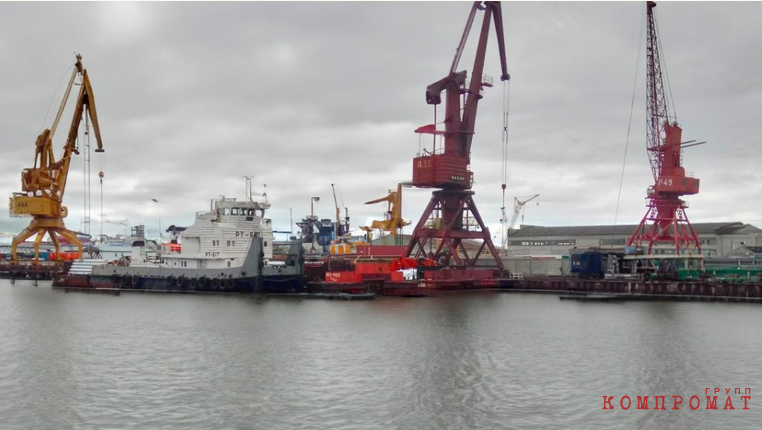 Подрядчик «Газпрома» выставил «Салехардскому речпорту» счет за ЧП в Карском море. Актив Мухутдинова уличили в фальсификациях